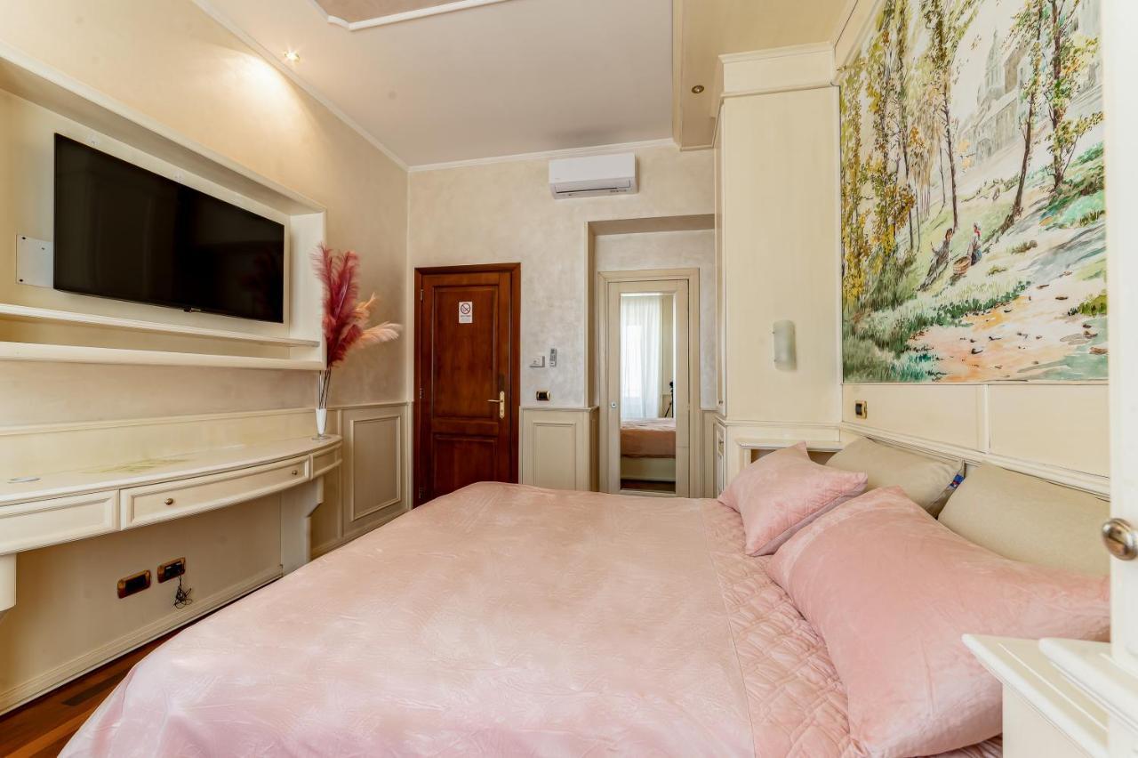 Downtown Luxury B&B - Termini Train Station Rome Bagian luar foto