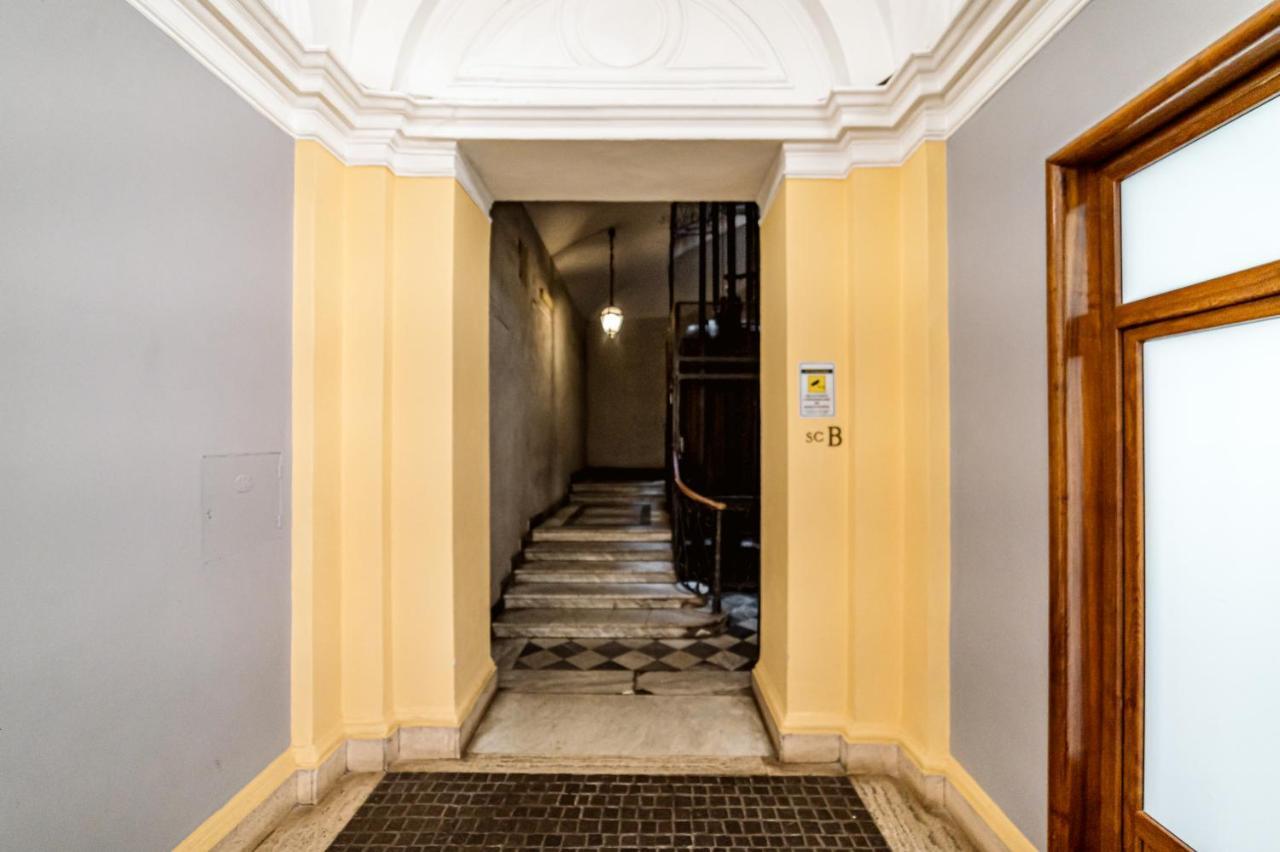 Downtown Luxury B&B - Termini Train Station Rome Bagian luar foto