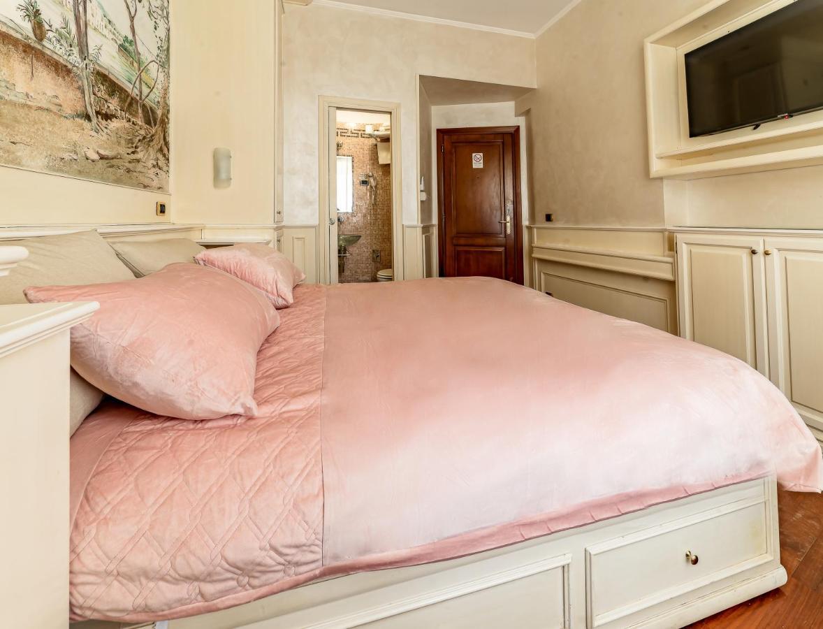 Downtown Luxury B&B - Termini Train Station Rome Bagian luar foto